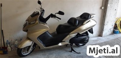 Honda Silver Wing 600 viti 2002 .