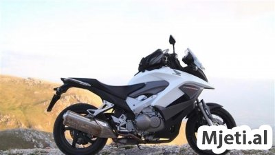 HONDA VFR 800 x CROSSRUNNER 2012